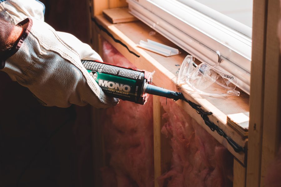 Comment faire un joint silicone qui ne craque pas ?